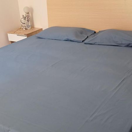 Nayuha Apt B Flic-en-Flacq Exteriör bild